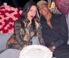 打得火热！大7岁女友回复亚马尔：❤️‍，两人恋情今日公开