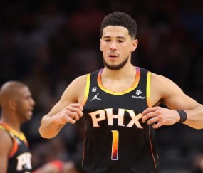 8868体育-12月5胜10负继续下坠 布克伤停4周令太阳雪上加霜